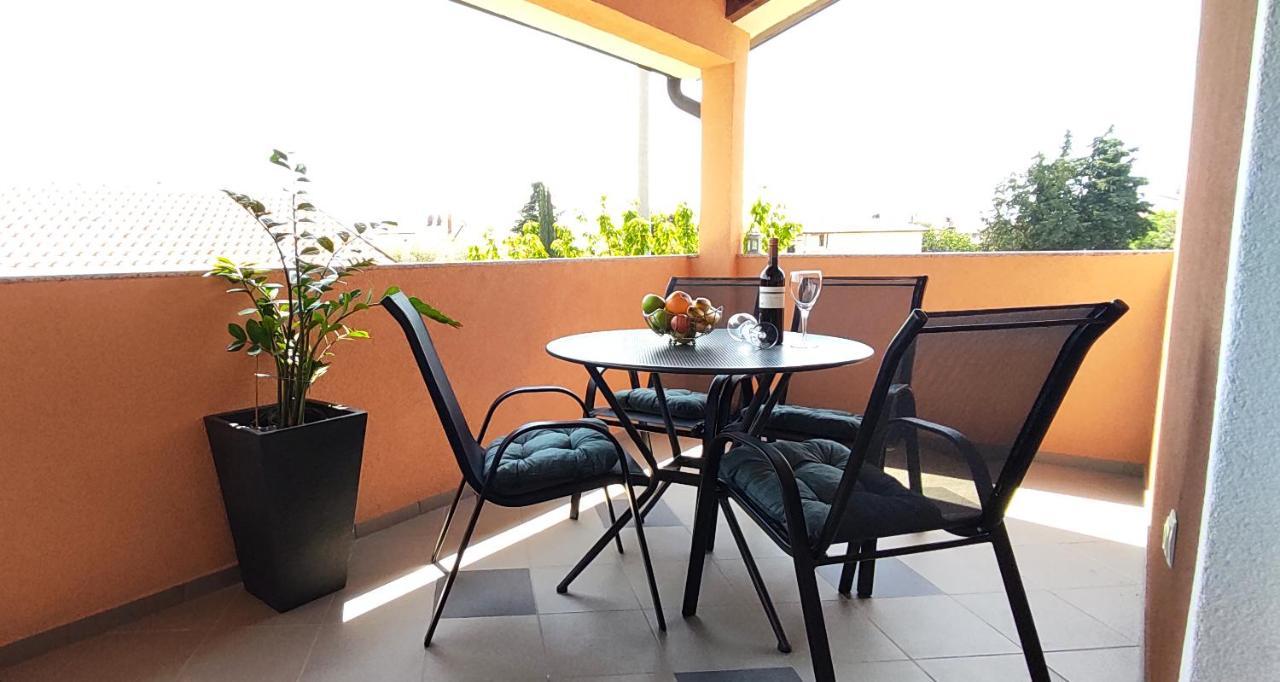 Apartments Antunovic Umag Exterior foto