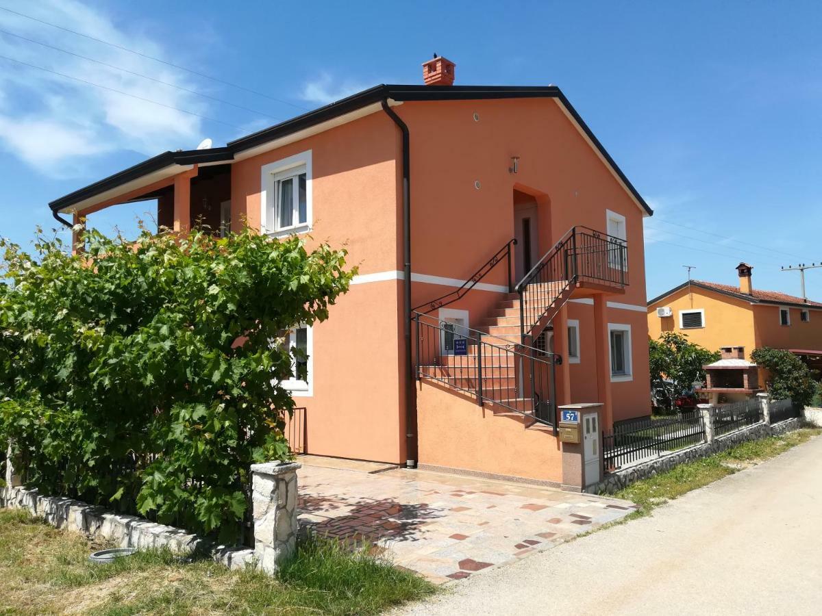 Apartments Antunovic Umag Exterior foto